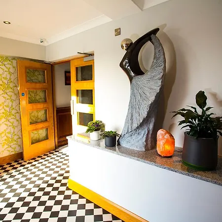Creacon Wellness Retreat 4*